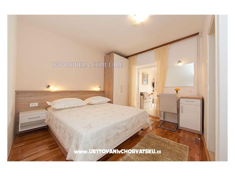 Apartmans Lale Брела Екстериор снимка